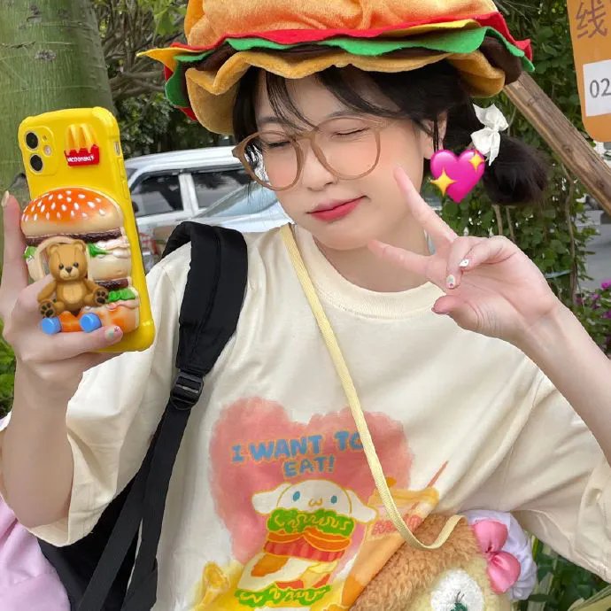 女警察